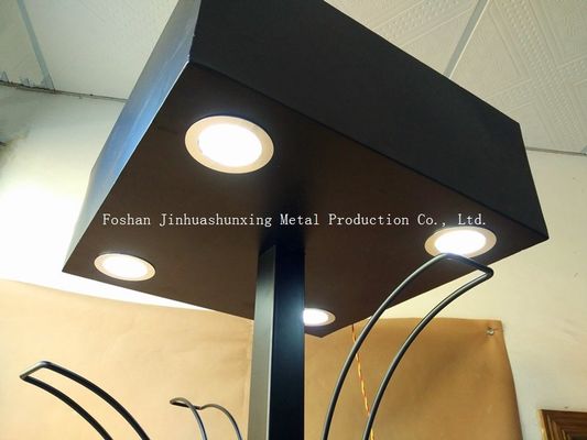 Ράφι επίδειξης εξαρτημάτων αυτοκινήτων L700mm W700mm, στάσεις επίδειξης κρανών με το γάντζο