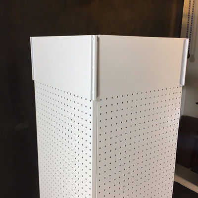 Ράφι επίδειξης H1440mm W540mm Pegboard, Countertop ράφι τέσσερα κλωστών Pegboard που πλαισιώνεται