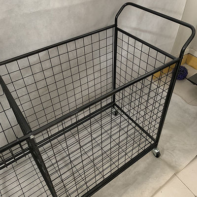 Μαύρα ράφια επίδειξης υπεραγορών μετάλλων χρώματος μετακινούμενα με τις ρόδες