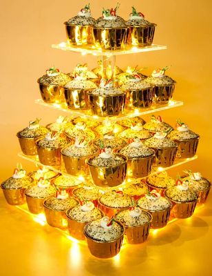 Ζύμη 4 ακρυλική στάση Cupcake σειρών για τη δεξίωση γάμου γενεθλίων